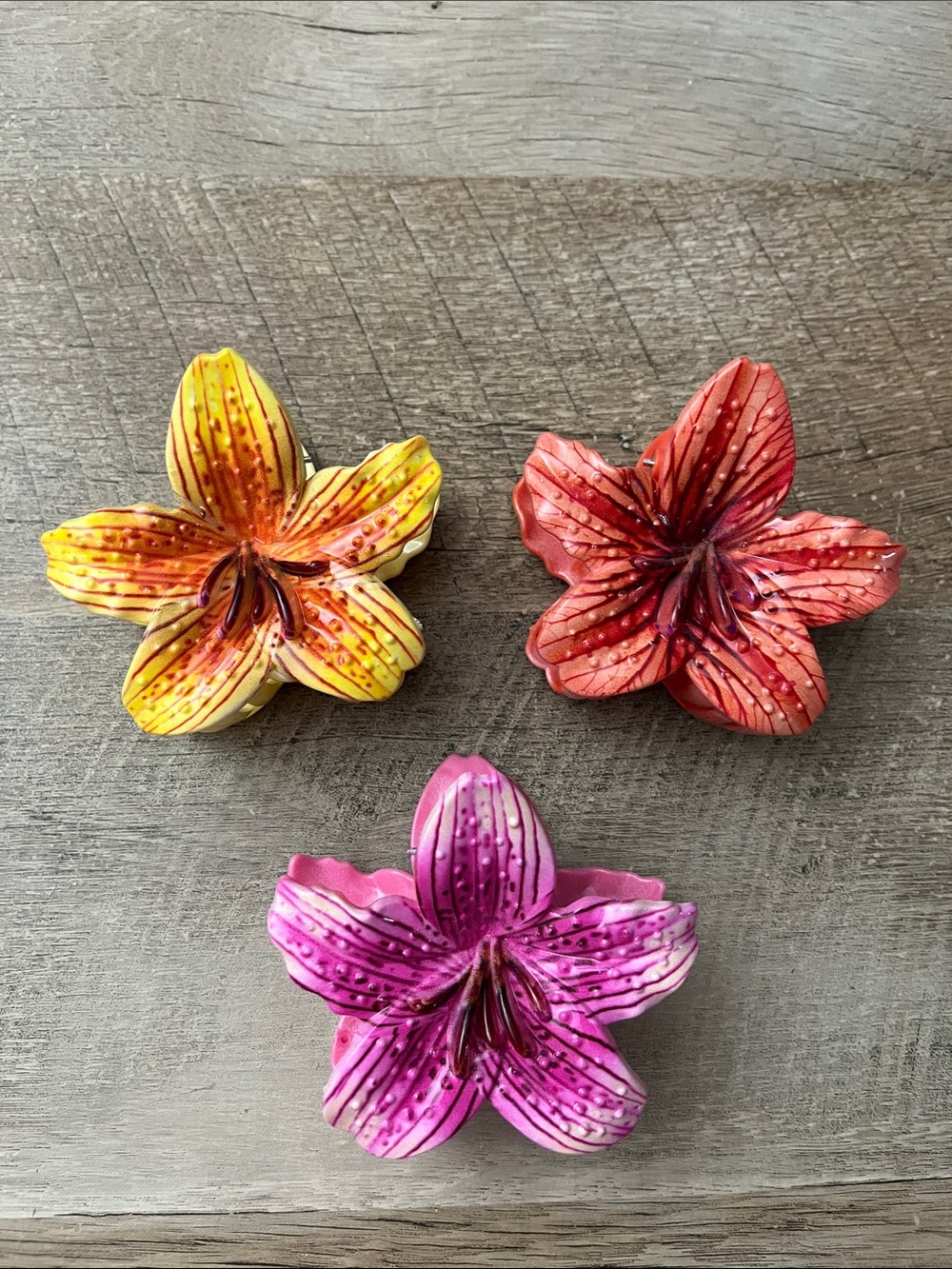 Decorative Lily Hair Claw Clips. Set of 3. Yellow, Coral & Pink